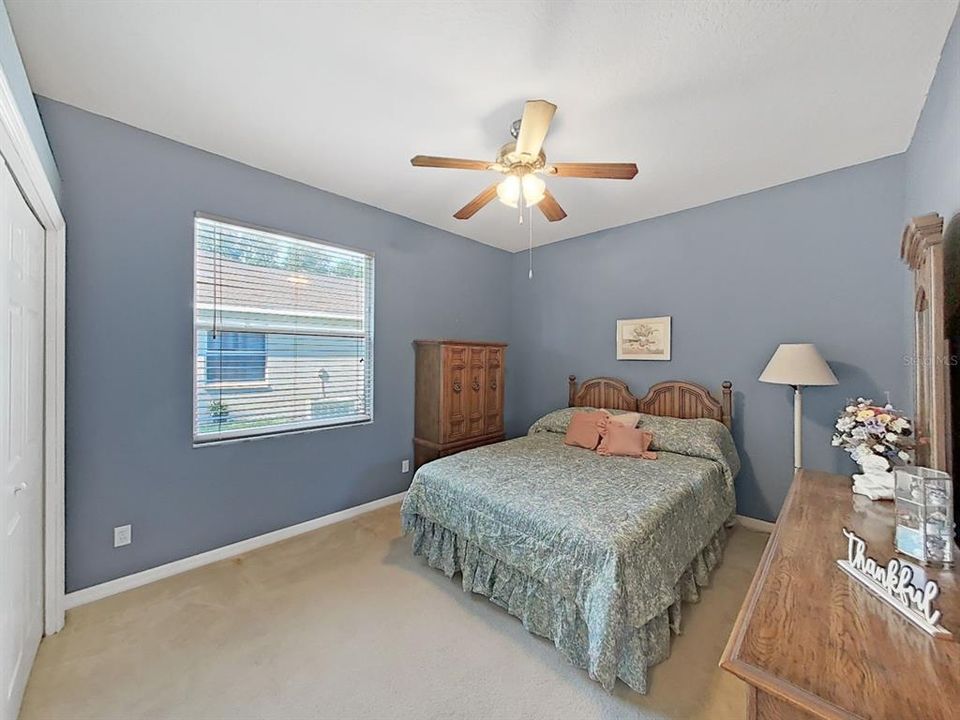 For Sale: $319,900 (3 beds, 2 baths, 1546 Square Feet)