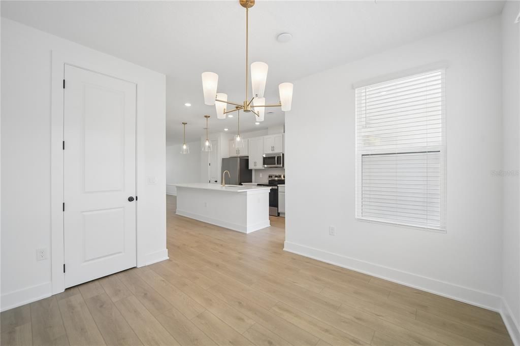 For Rent: $3,250 (3 beds, 3 baths, 2072 Square Feet)