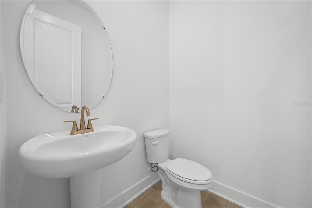 For Rent: $3,250 (3 beds, 3 baths, 2072 Square Feet)