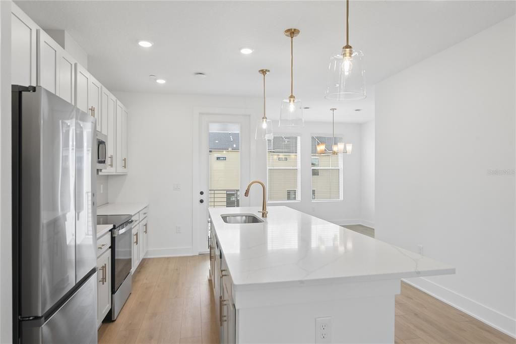 For Rent: $3,250 (3 beds, 3 baths, 2072 Square Feet)