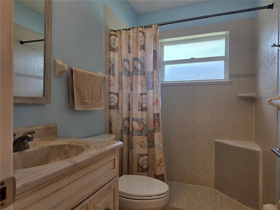 En Venta: $409,900 (3 camas, 2 baños, 1680 Pies cuadrados)