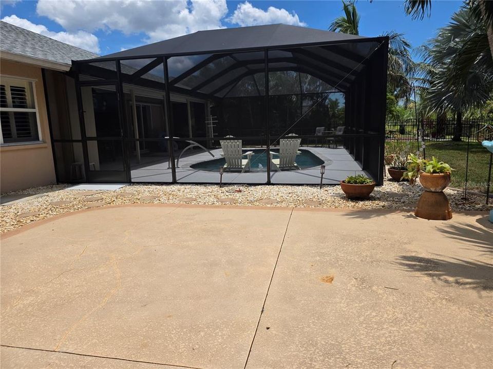 En Venta: $409,900 (3 camas, 2 baños, 1680 Pies cuadrados)