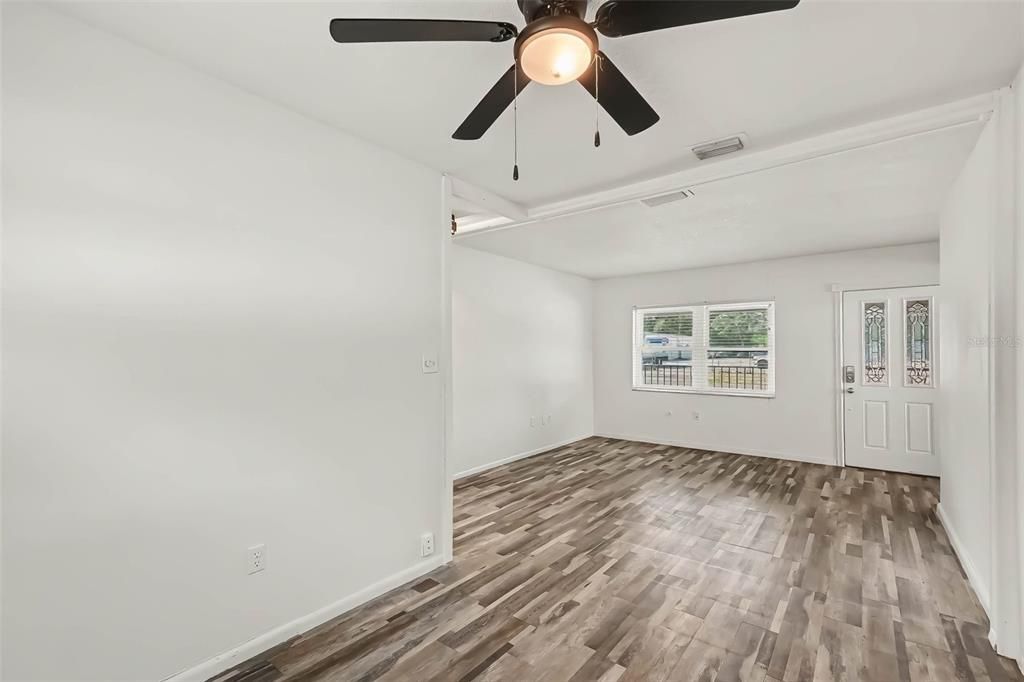 En Venta: $225,000 (2 camas, 1 baños, 920 Pies cuadrados)
