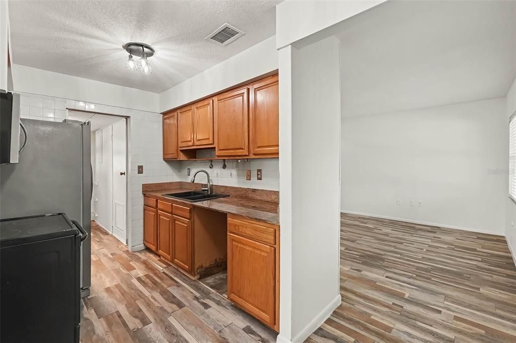 En Venta: $225,000 (2 camas, 1 baños, 920 Pies cuadrados)
