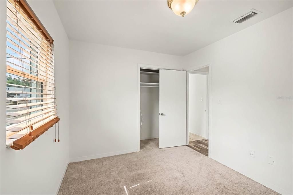En Venta: $225,000 (2 camas, 1 baños, 920 Pies cuadrados)