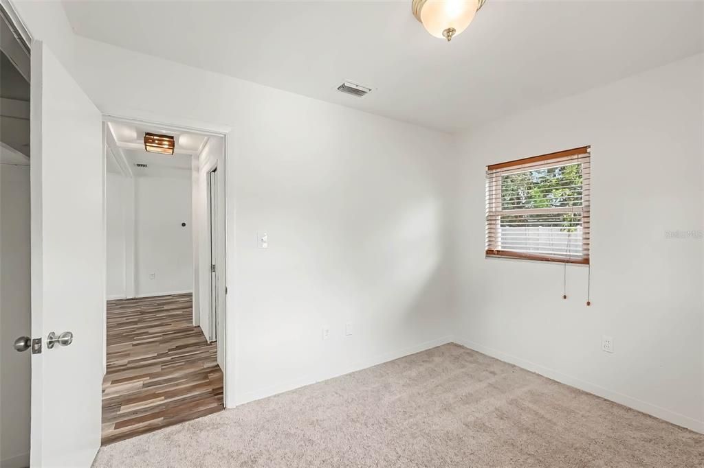 En Venta: $225,000 (2 camas, 1 baños, 920 Pies cuadrados)