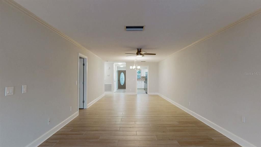 For Sale: $479,900 (2 beds, 2 baths, 1400 Square Feet)