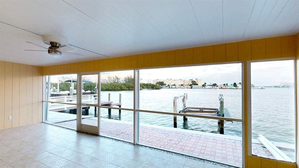 For Sale: $479,900 (2 beds, 2 baths, 1400 Square Feet)