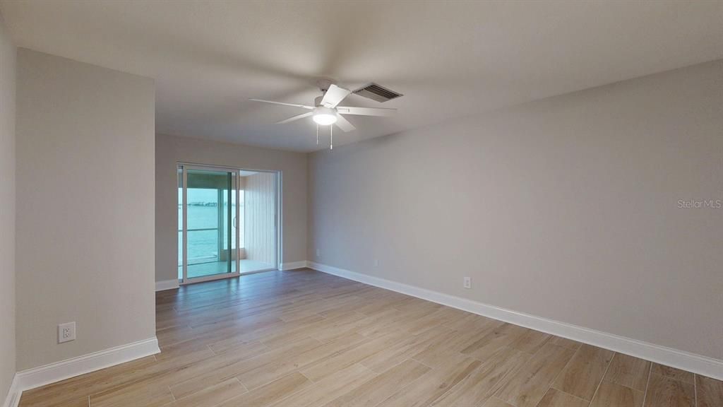 For Sale: $479,900 (2 beds, 2 baths, 1400 Square Feet)