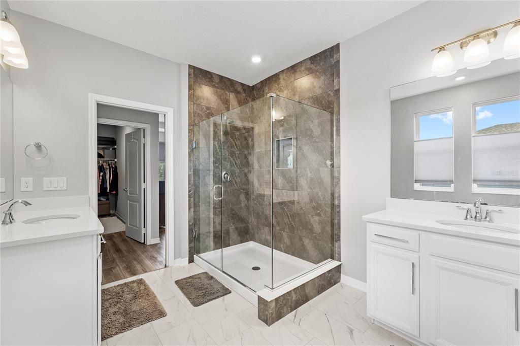 Active With Contract: $585,000 (4 beds, 3 baths, 2818 Square Feet)
