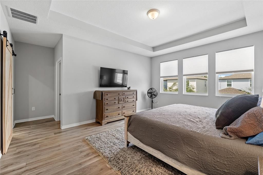 Active With Contract: $585,000 (4 beds, 3 baths, 2818 Square Feet)