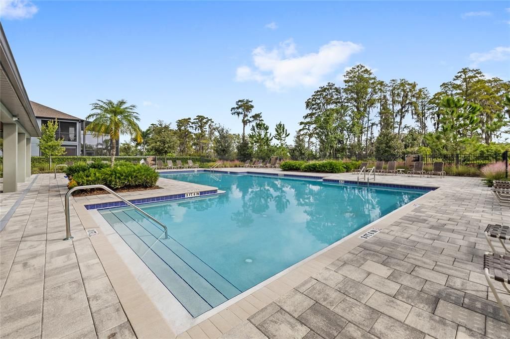 Active With Contract: $585,000 (4 beds, 3 baths, 2818 Square Feet)