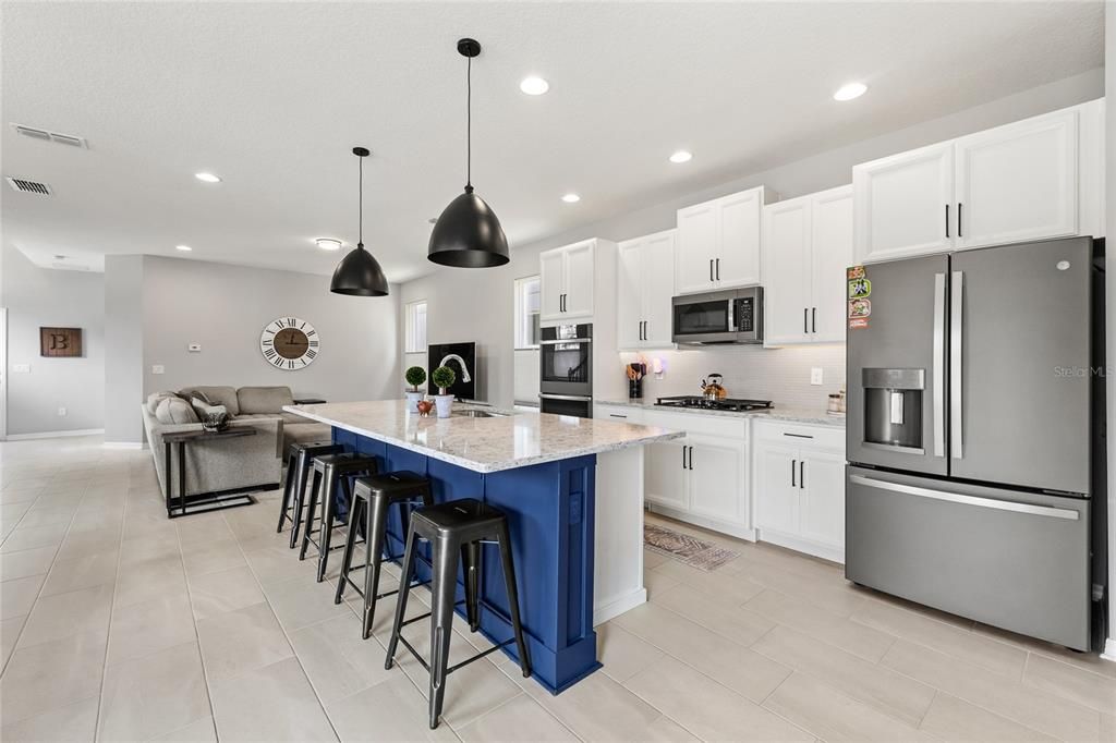 Active With Contract: $585,000 (4 beds, 3 baths, 2818 Square Feet)