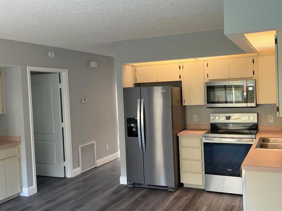 En Venta: $225,000 (2 camas, 2 baños, 1210 Pies cuadrados)