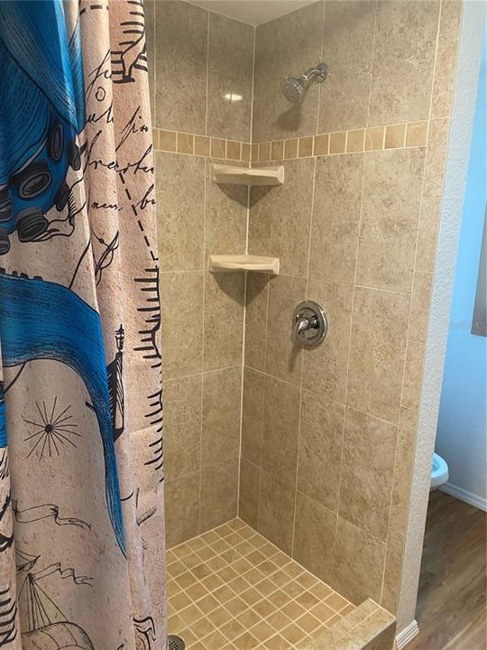 For Rent: $1,400 (2 beds, 2 baths, 960 Square Feet)