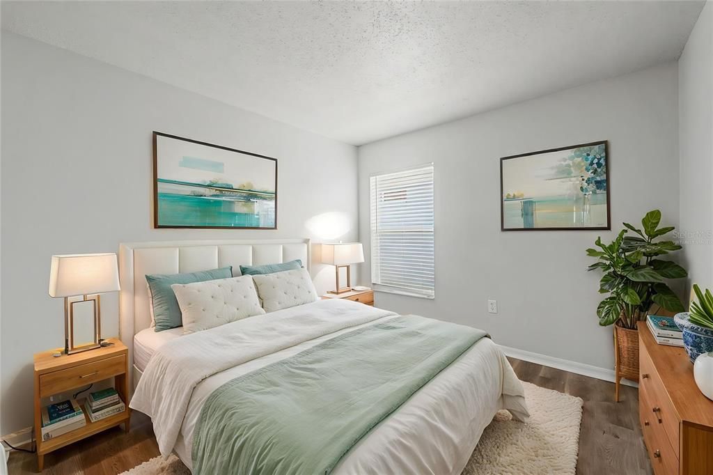 For Sale: $379,900 (3 beds, 2 baths, 1596 Square Feet)