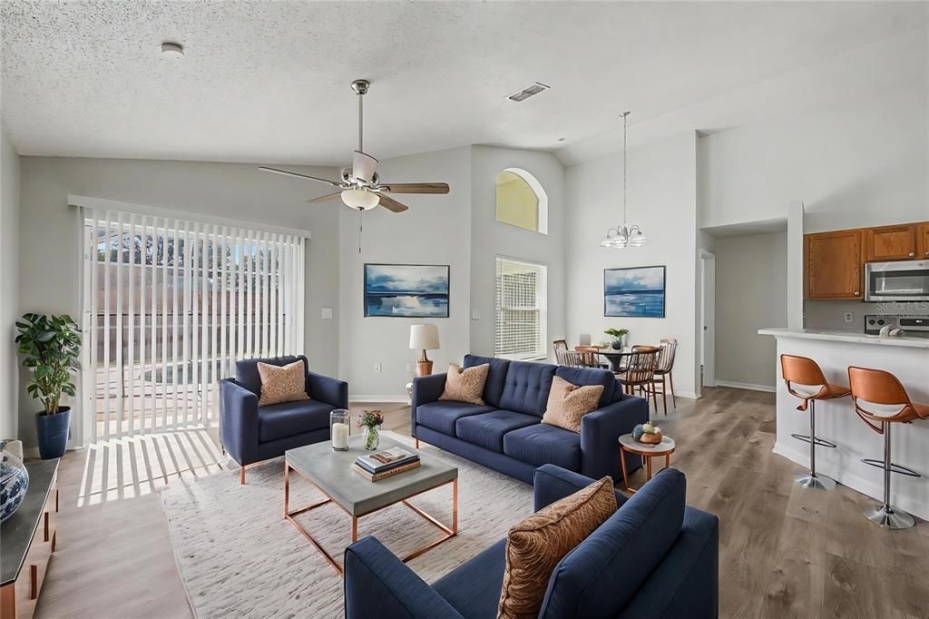 For Sale: $379,900 (3 beds, 2 baths, 1596 Square Feet)