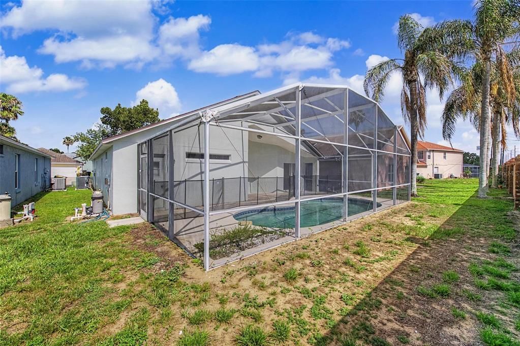 For Sale: $379,900 (3 beds, 2 baths, 1596 Square Feet)