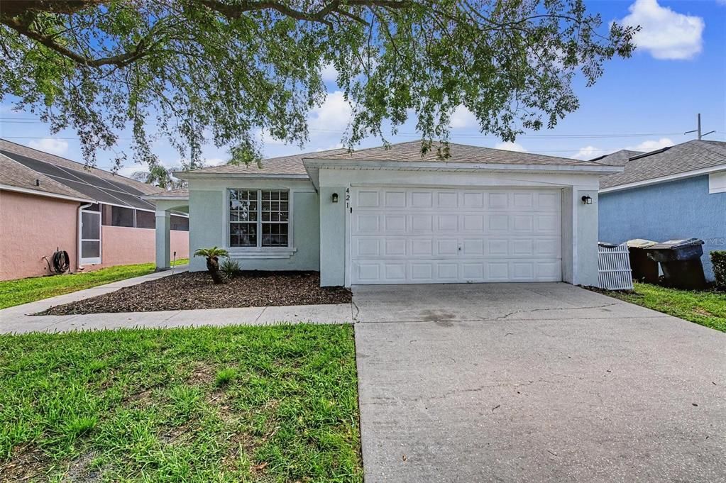 For Sale: $379,900 (3 beds, 2 baths, 1596 Square Feet)