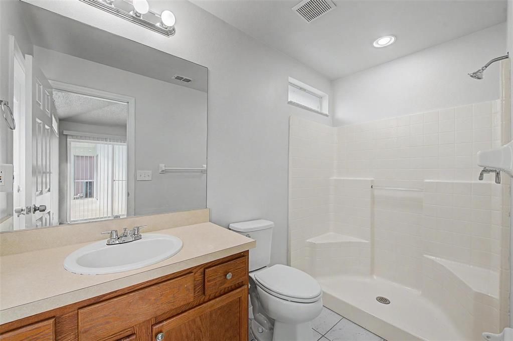 For Sale: $379,900 (3 beds, 2 baths, 1596 Square Feet)