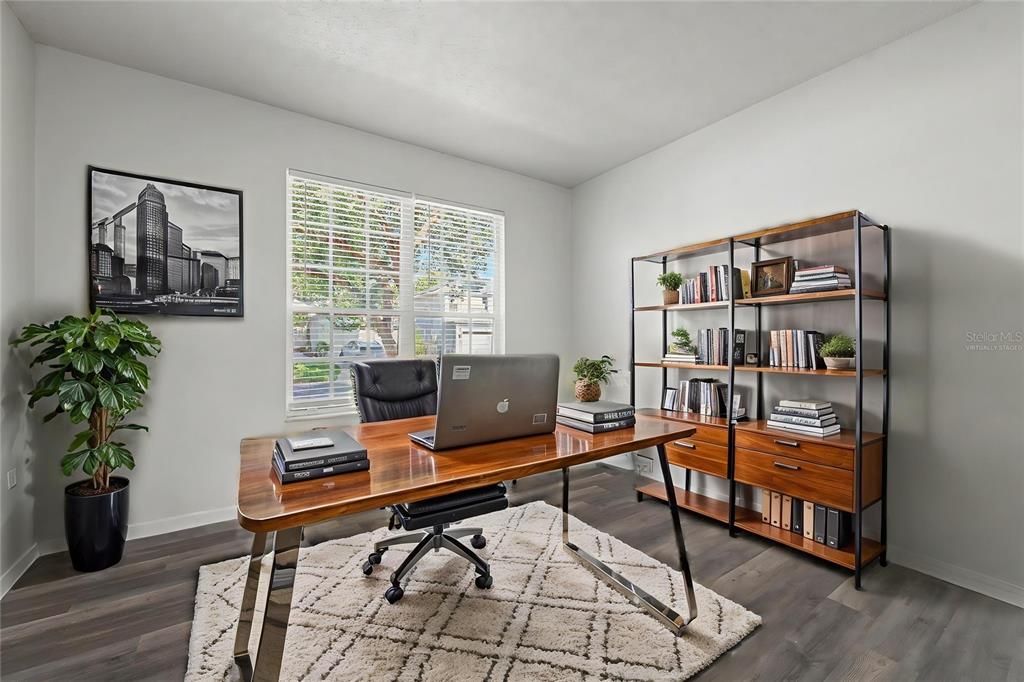 For Sale: $379,900 (3 beds, 2 baths, 1596 Square Feet)