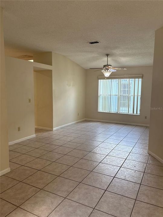For Rent: $2,450 (3 beds, 2 baths, 1619 Square Feet)