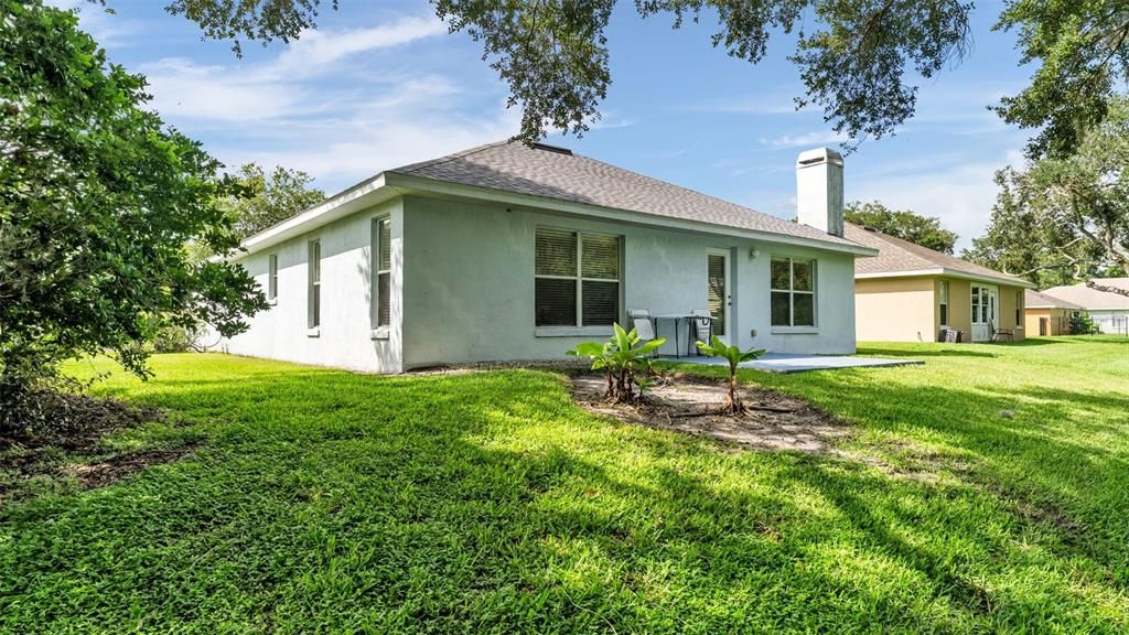 For Sale: $305,000 (3 beds, 2 baths, 1753 Square Feet)