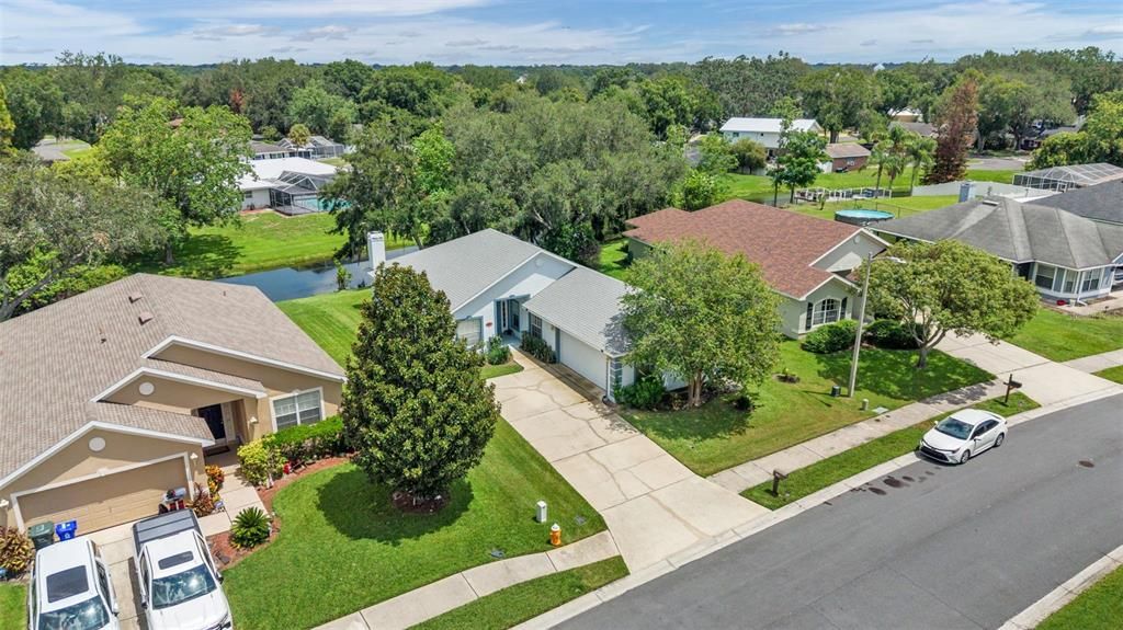 For Sale: $305,000 (3 beds, 2 baths, 1753 Square Feet)