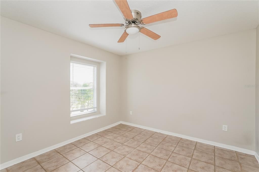 For Sale: $385,000 (4 beds, 2 baths, 2537 Square Feet)