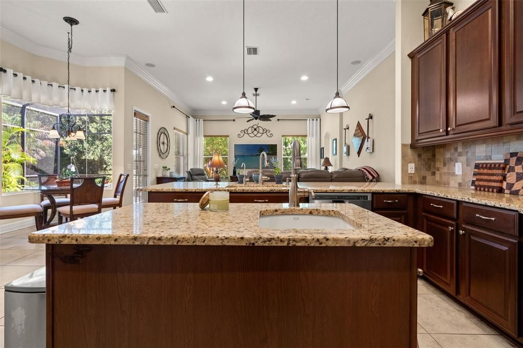En Venta: $750,000 (4 camas, 3 baños, 2916 Pies cuadrados)