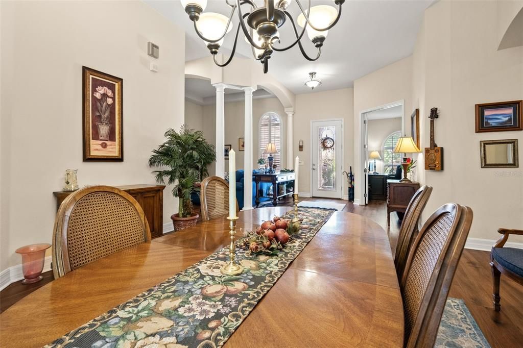 En Venta: $750,000 (4 camas, 3 baños, 2916 Pies cuadrados)