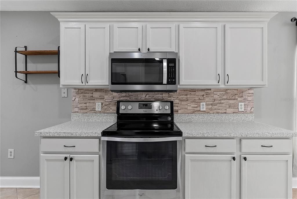 En Venta: $379,999 (3 camas, 2 baños, 1474 Pies cuadrados)
