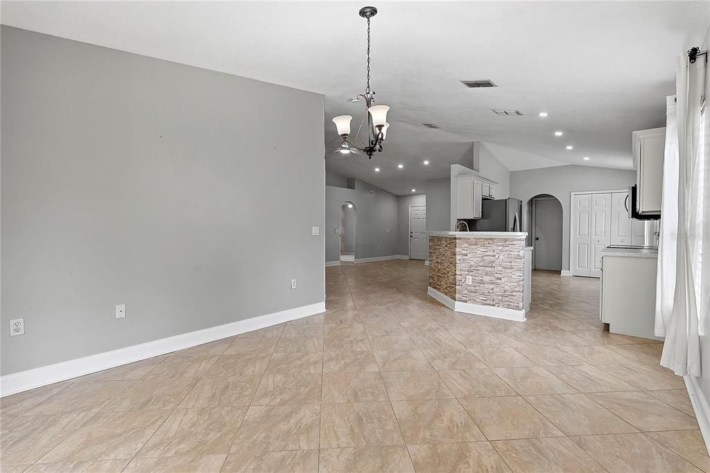En Venta: $379,999 (3 camas, 2 baños, 1474 Pies cuadrados)