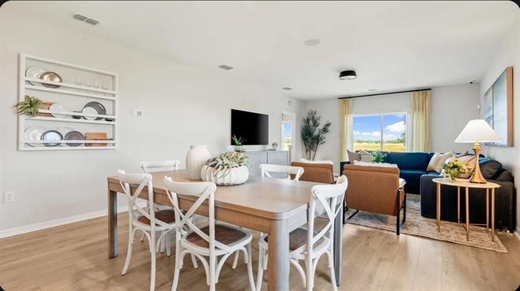 For Sale: $279,900 (3 beds, 2 baths, 1453 Square Feet)