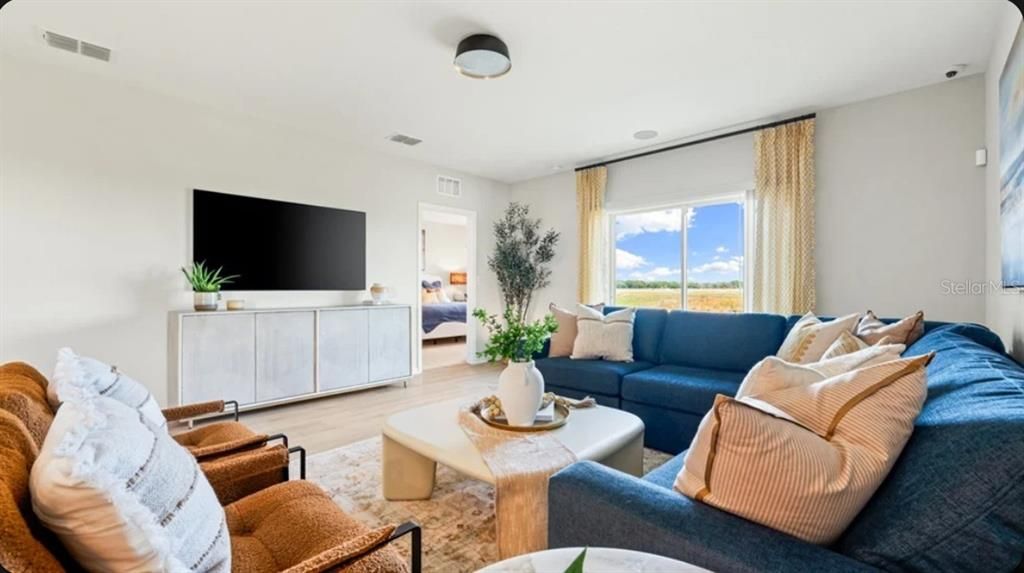 For Sale: $279,900 (3 beds, 2 baths, 1453 Square Feet)