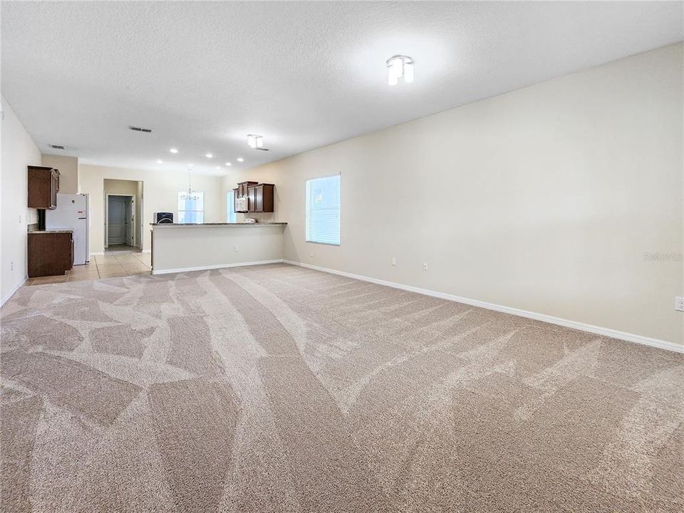 For Sale: $435,000 (3 beds, 2 baths, 1720 Square Feet)