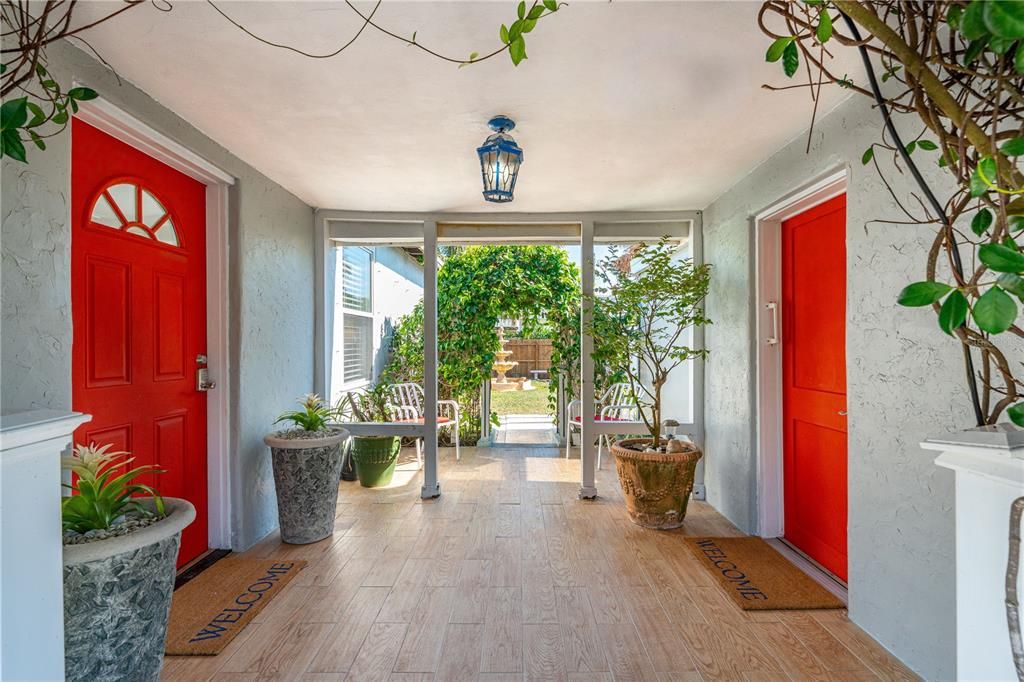 En Venta: $329,000 (2 camas, 2 baños, 1004 Pies cuadrados)
