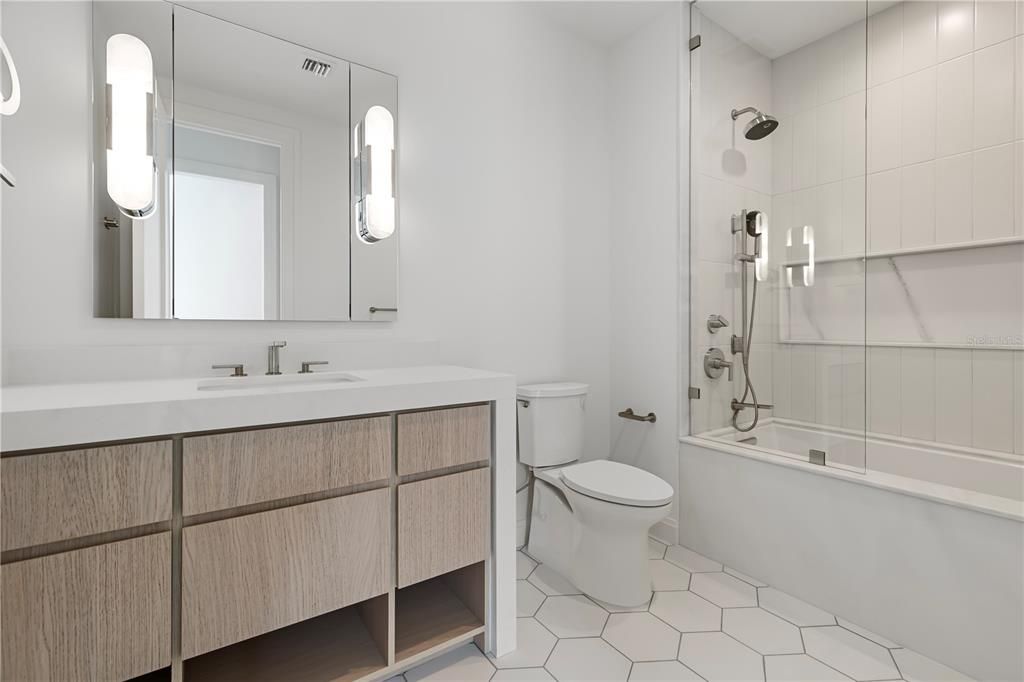 For Sale: $8,995,000 (5 beds, 5 baths, 4742 Square Feet)