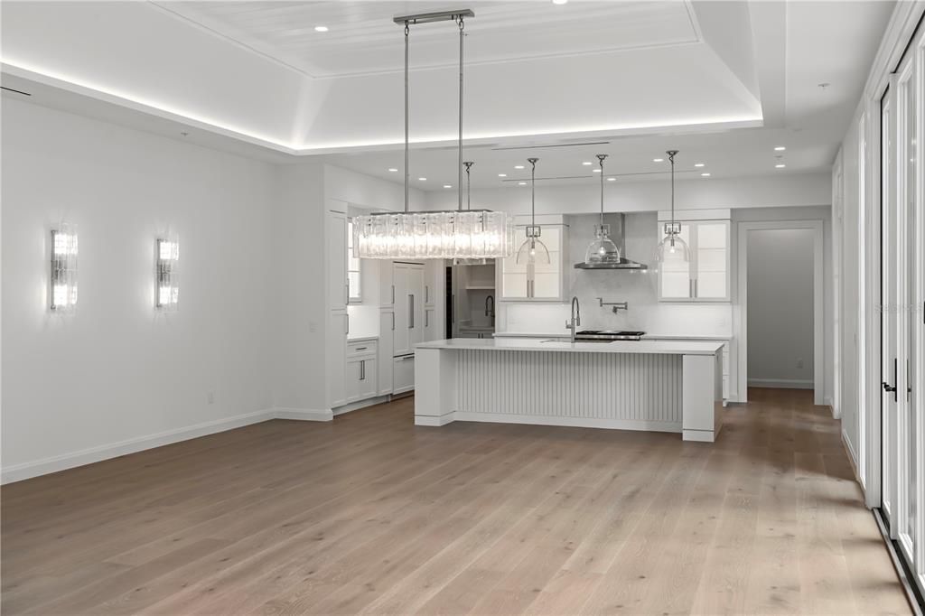 For Sale: $8,995,000 (5 beds, 5 baths, 4742 Square Feet)