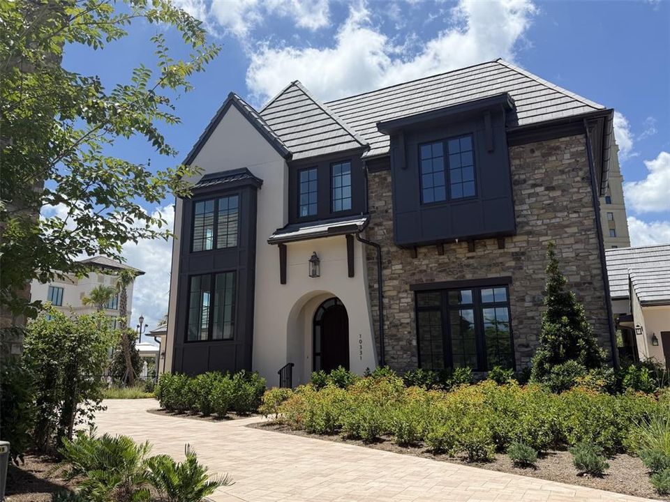 For Sale: $8,995,000 (5 beds, 5 baths, 4742 Square Feet)