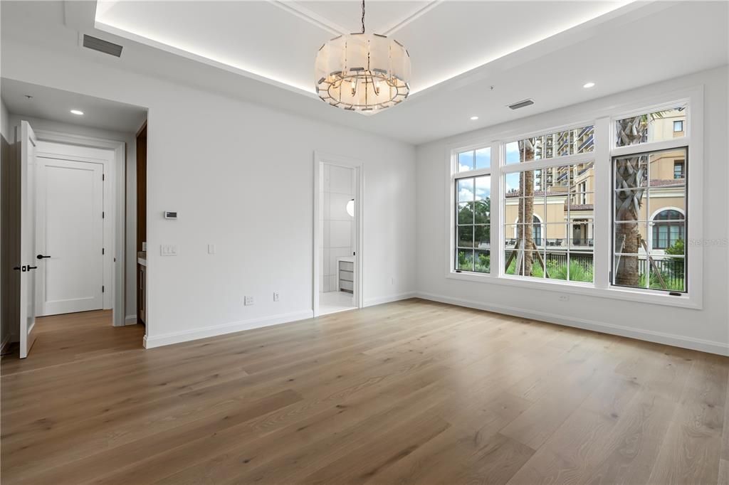 For Sale: $8,995,000 (5 beds, 5 baths, 4742 Square Feet)