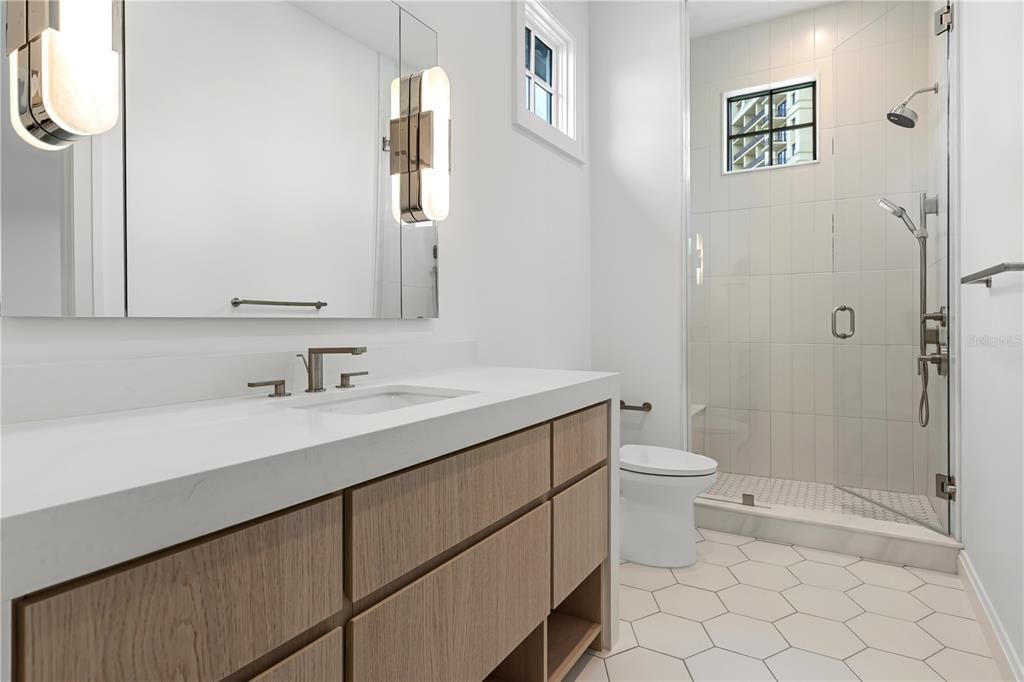 For Sale: $8,995,000 (5 beds, 5 baths, 4742 Square Feet)