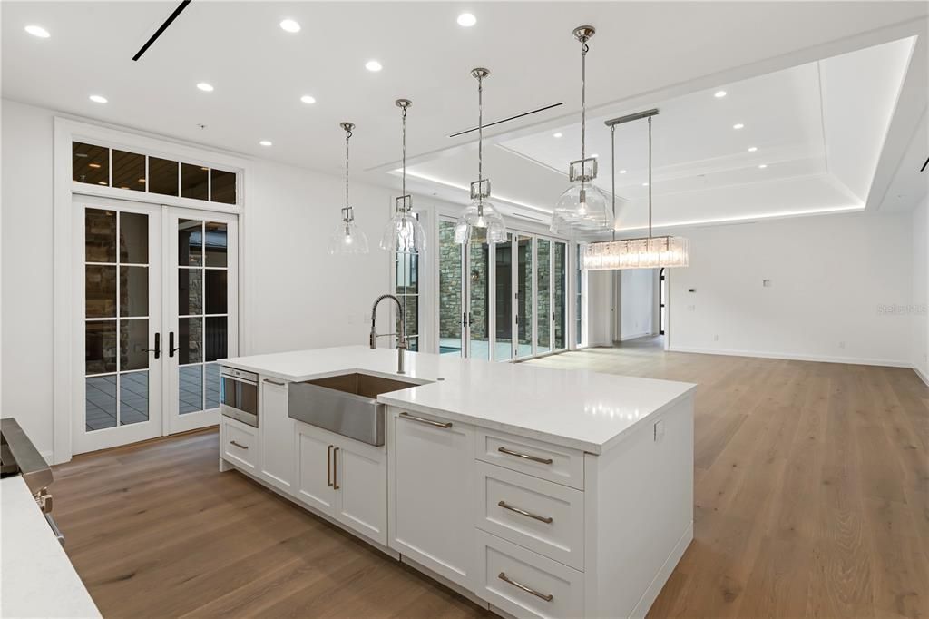 For Sale: $8,995,000 (5 beds, 5 baths, 4742 Square Feet)