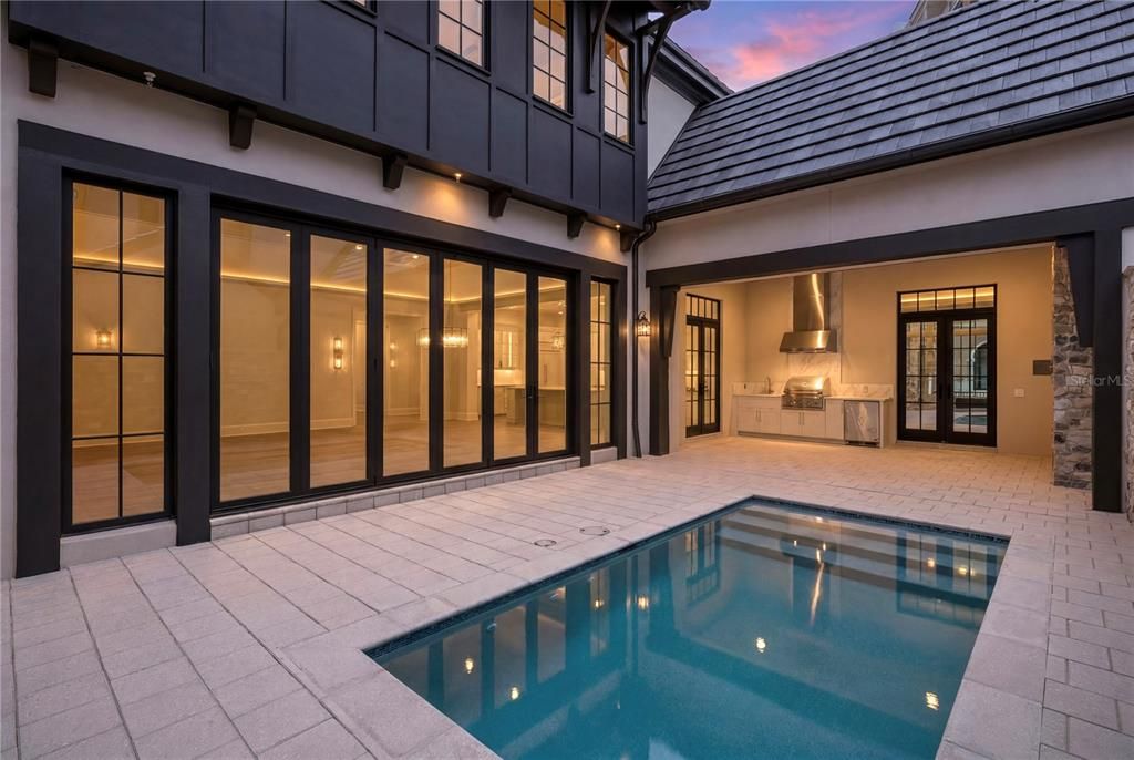 For Sale: $8,995,000 (5 beds, 5 baths, 4742 Square Feet)