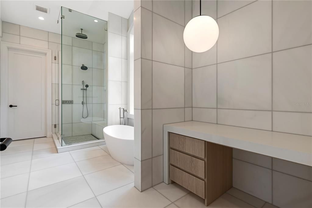 For Sale: $8,995,000 (5 beds, 5 baths, 4742 Square Feet)