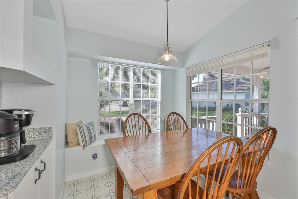 For Sale: $330,000 (4 beds, 2 baths, 1910 Square Feet)
