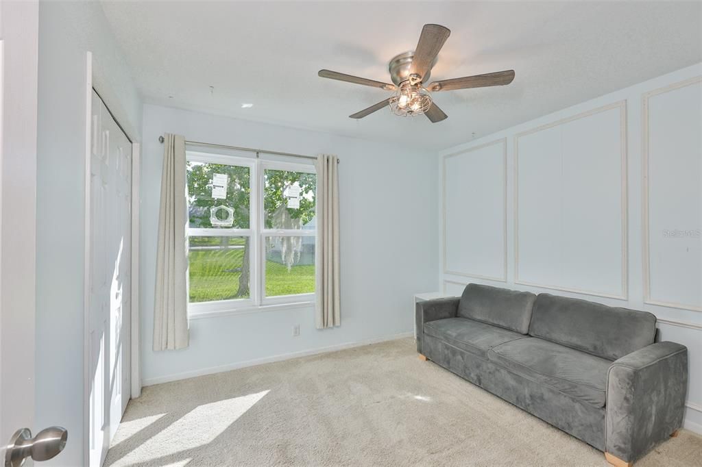 For Sale: $330,000 (4 beds, 2 baths, 1910 Square Feet)
