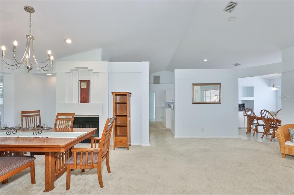 For Sale: $330,000 (4 beds, 2 baths, 1910 Square Feet)