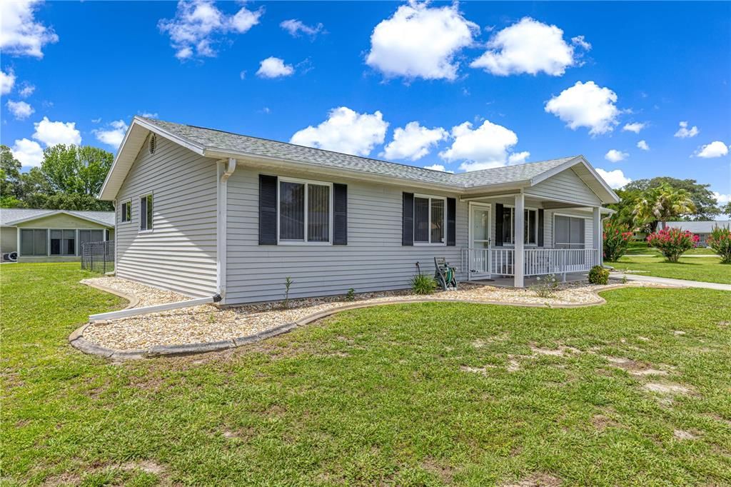 En Venta: $179,900 (2 camas, 2 baños, 988 Pies cuadrados)