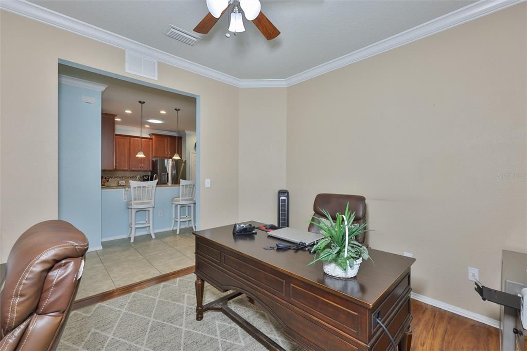Active With Contract: $310,000 (2 beds, 2 baths, 1523 Square Feet)